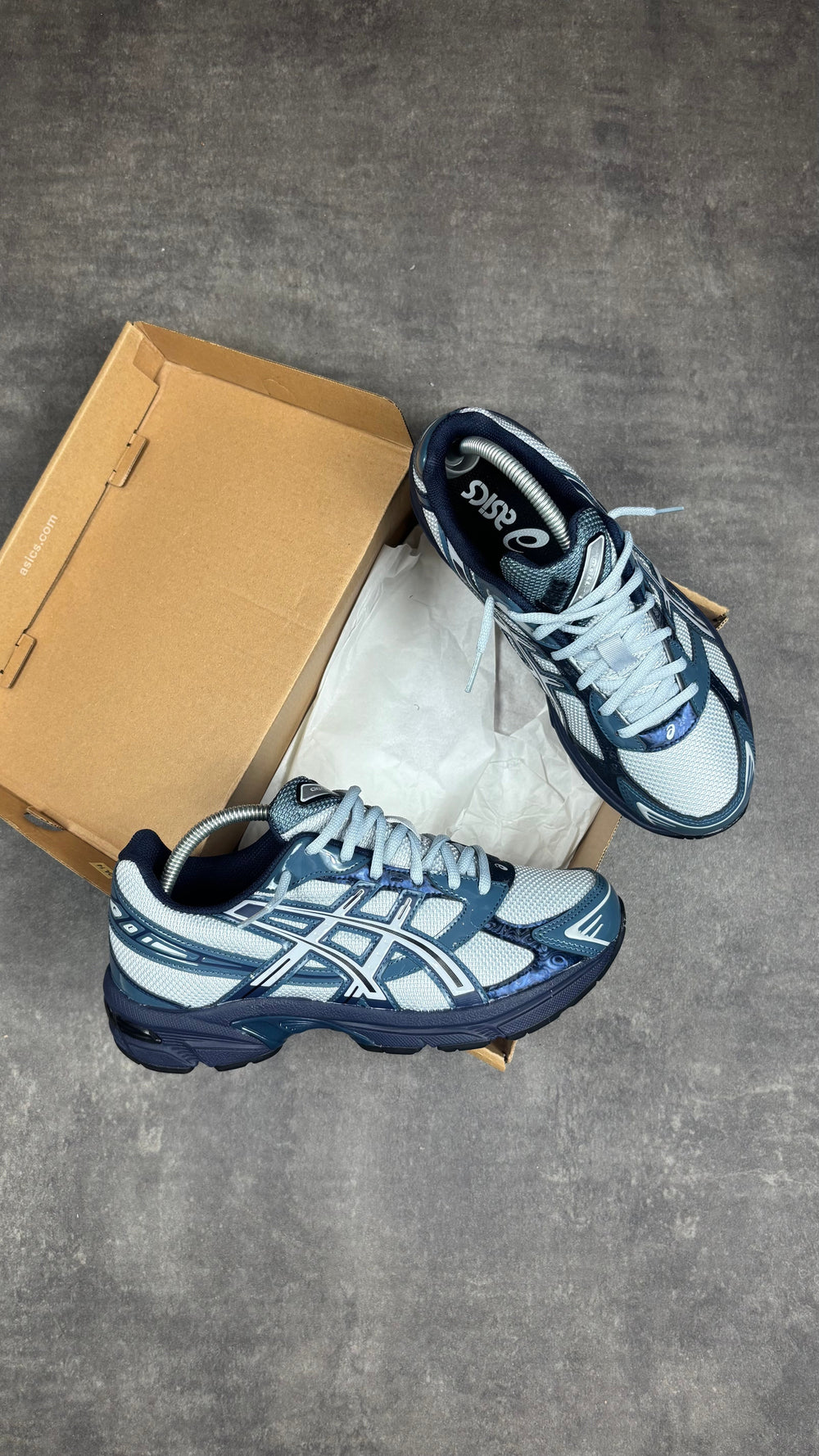 ASICS
